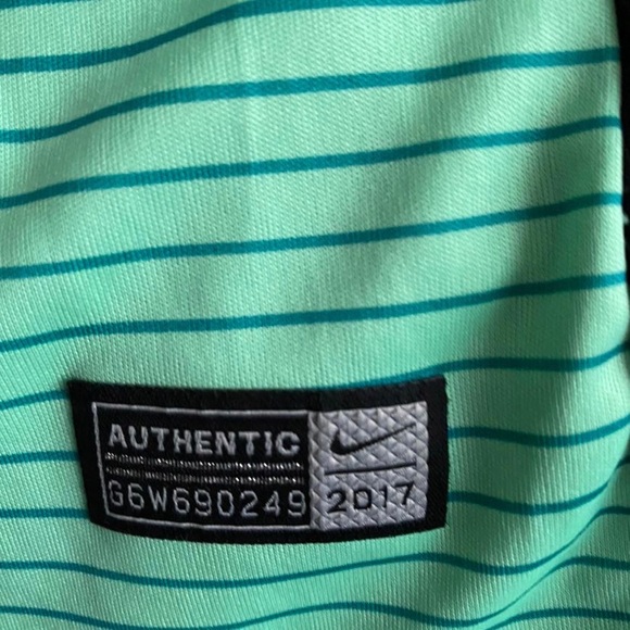 Barcelona jersey - Picture 3 of 4